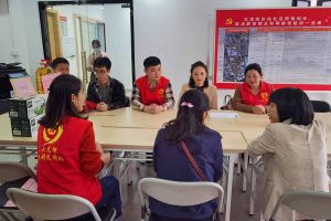 浓浓关爱暖人心，江南jiangnan（中国）集团党支部慰问困难单亲家庭